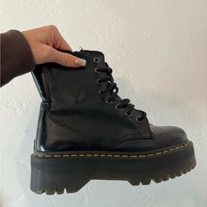 Platform doc martens